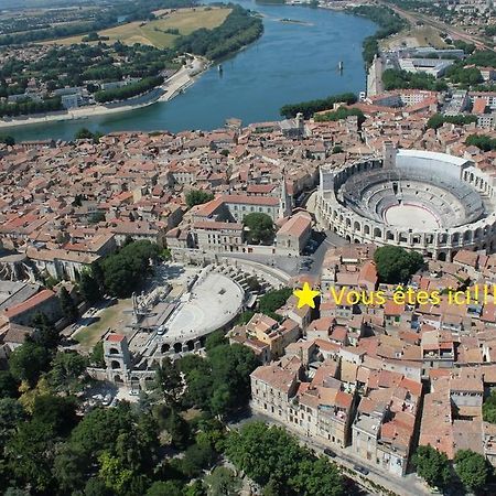 Le Nid Des Arenes Apartment Arles Cameră foto